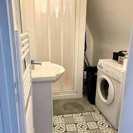 Le Voltaire Apartment *